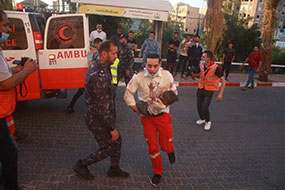 Red Crescent Doctors Care for Injured Palestinian Child