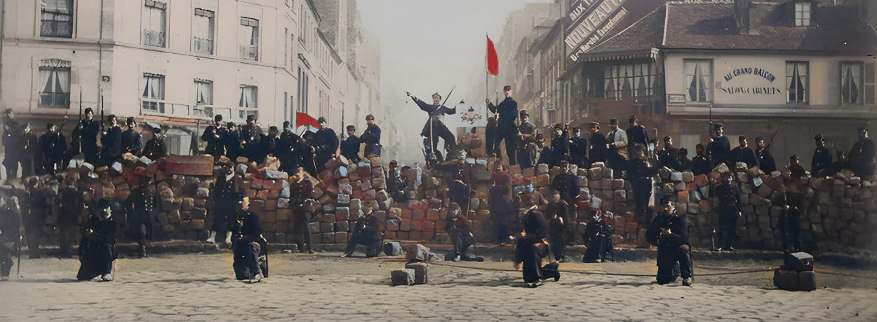 An image of the Paris Commune Barricades